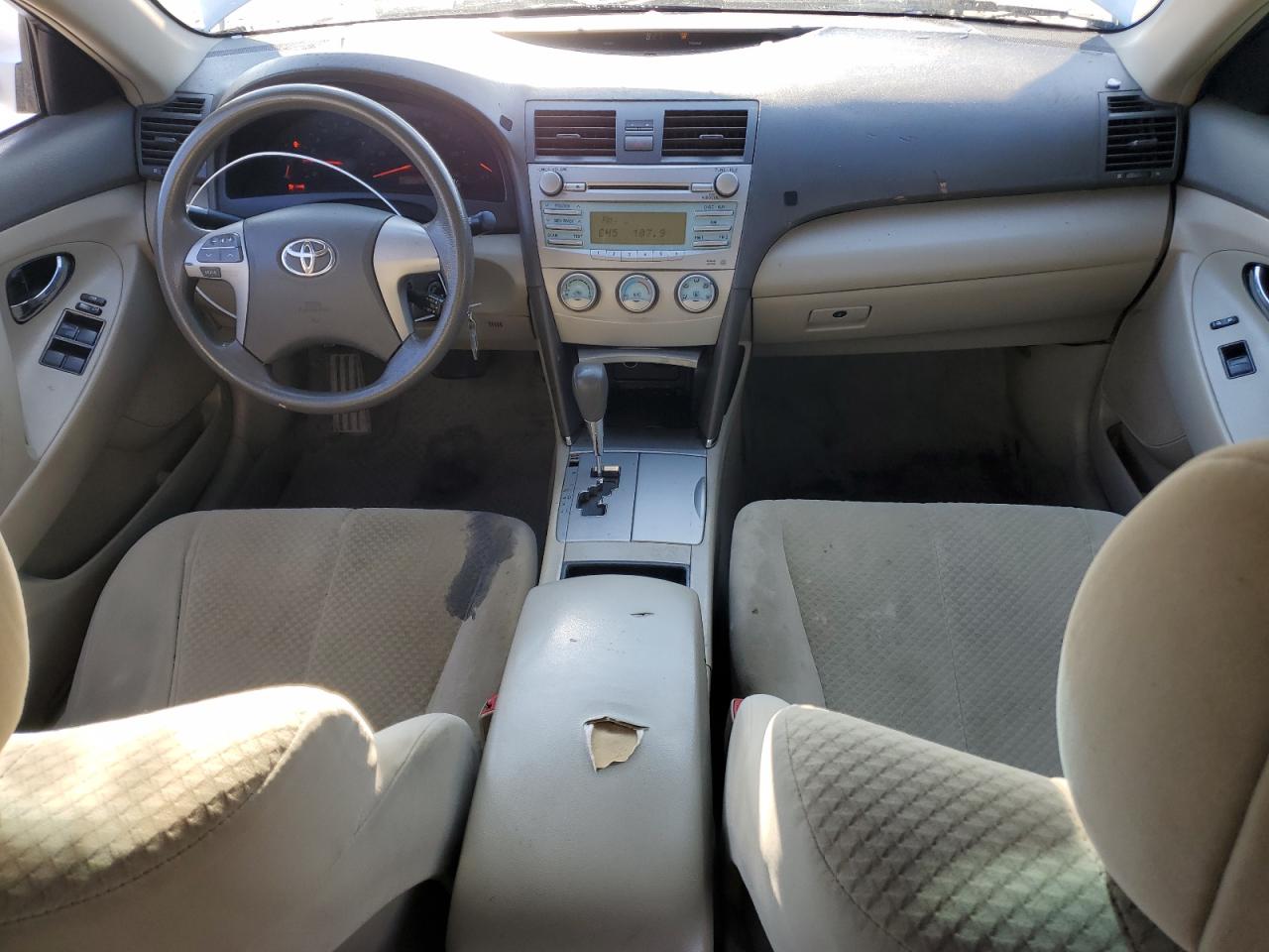 2009 Toyota Camry - Image 8