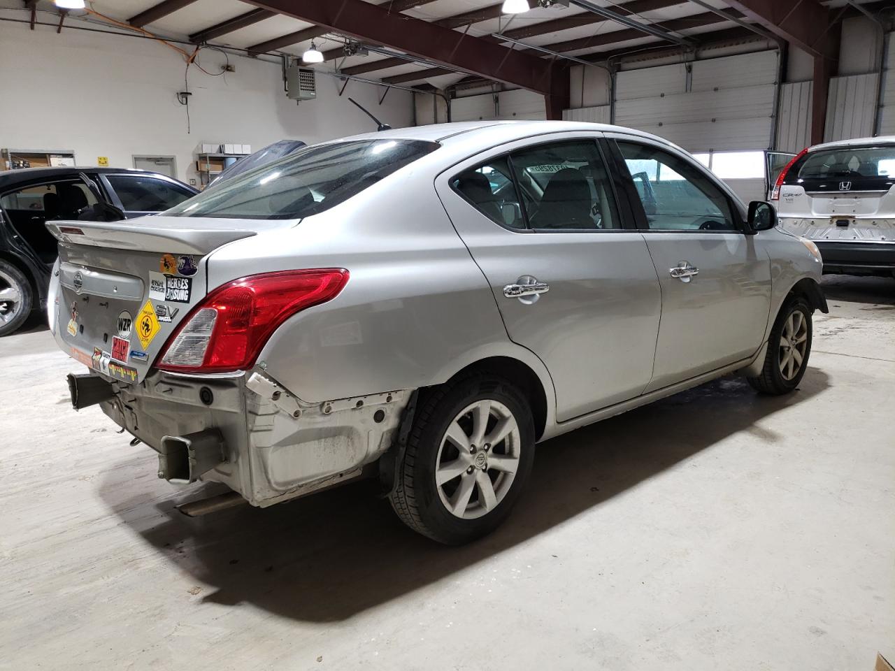 2014 Nissan Versa - Image 3