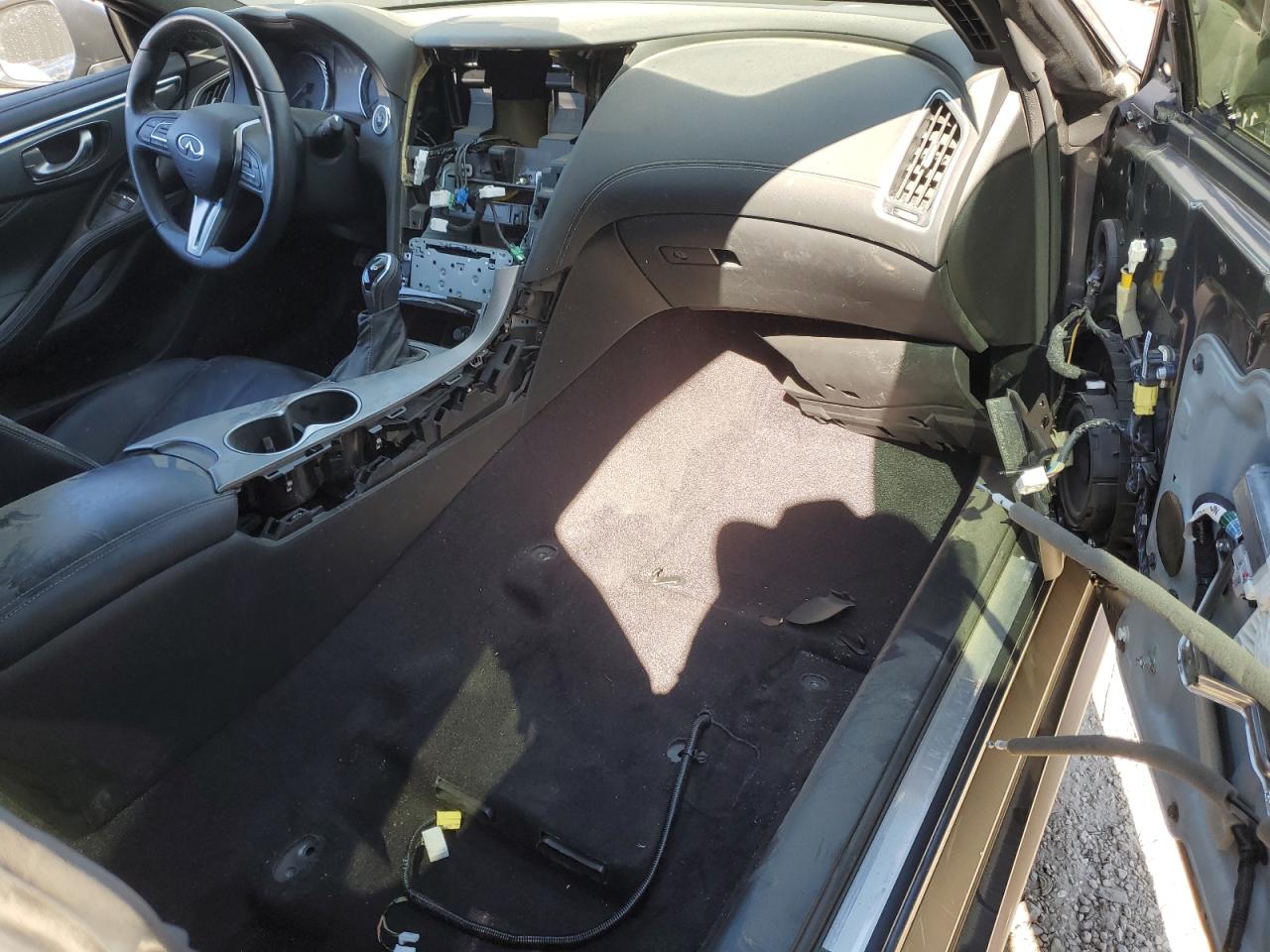 2019 Infiniti Q60 - Image 8