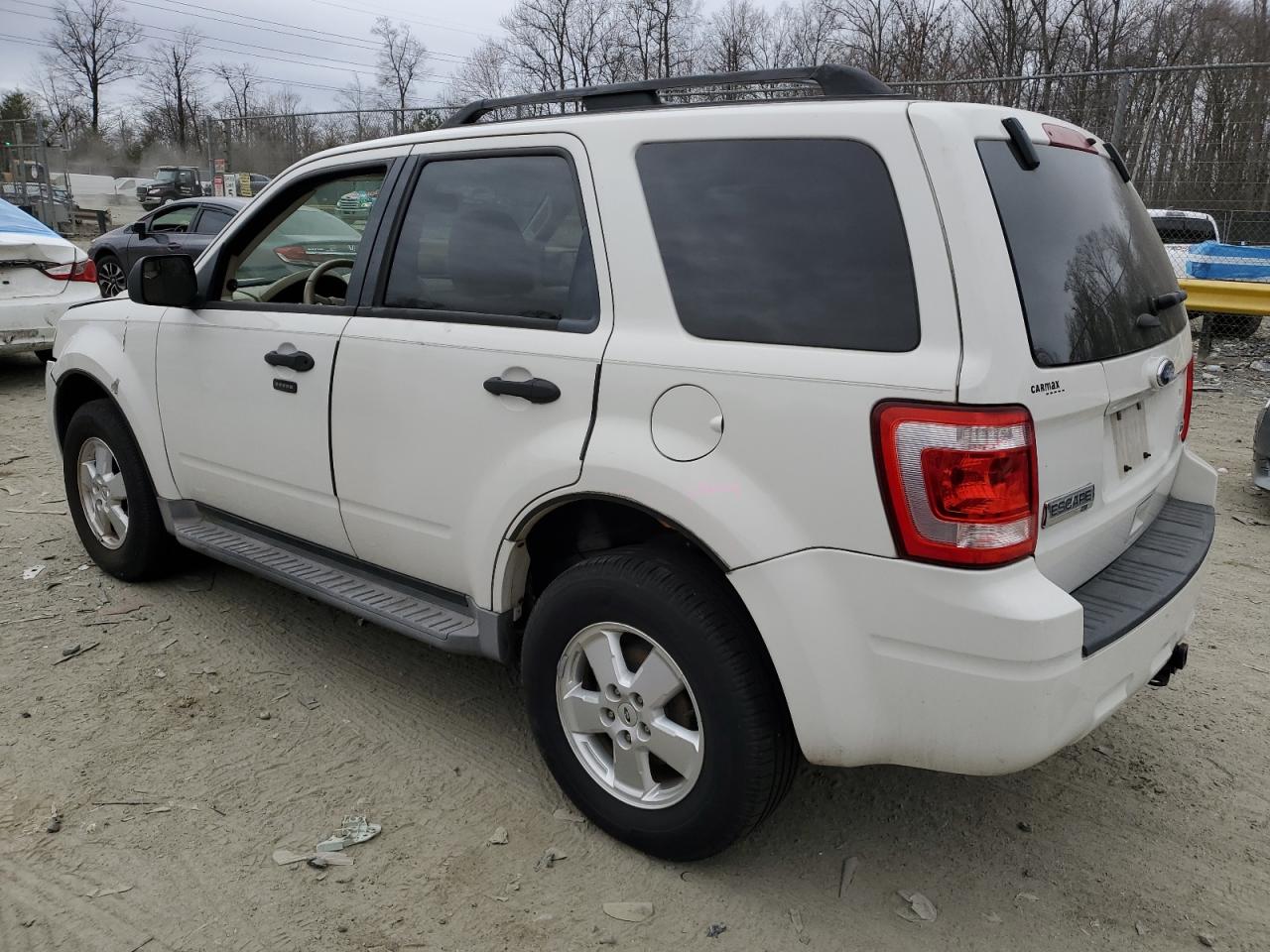 2011 Ford Escape - Image 2