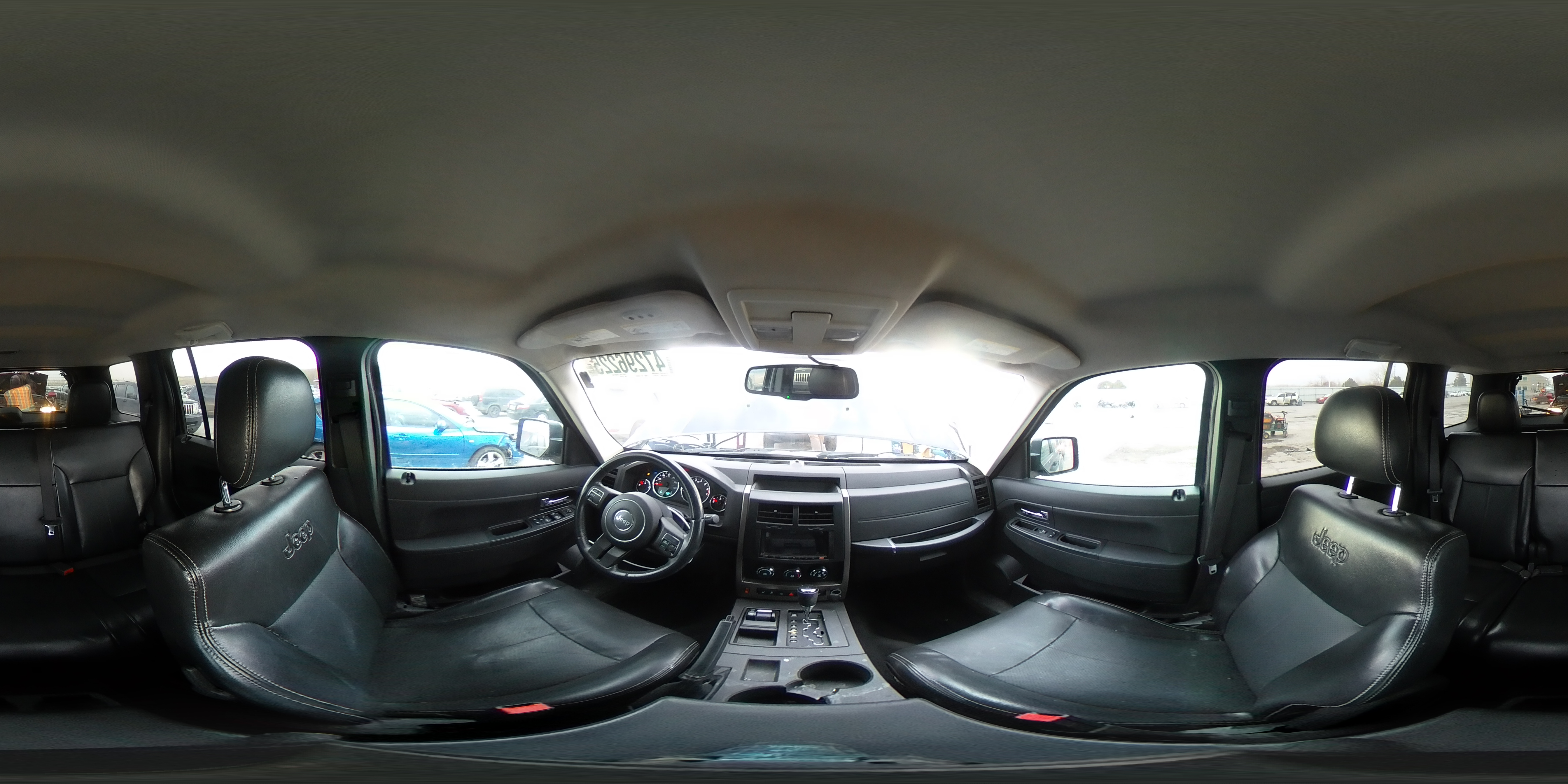 2012 Jeep Liberty (North America) - Image 15