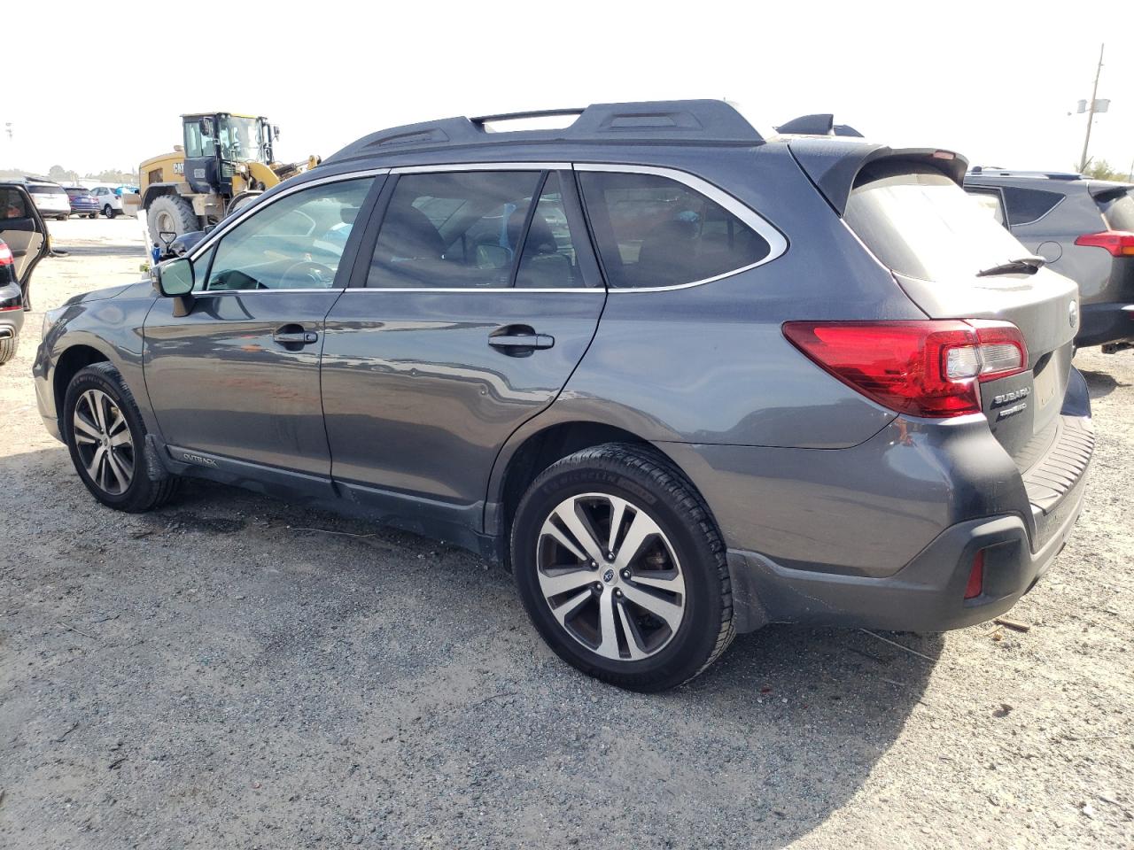 2018 Subaru Outback - Image 2