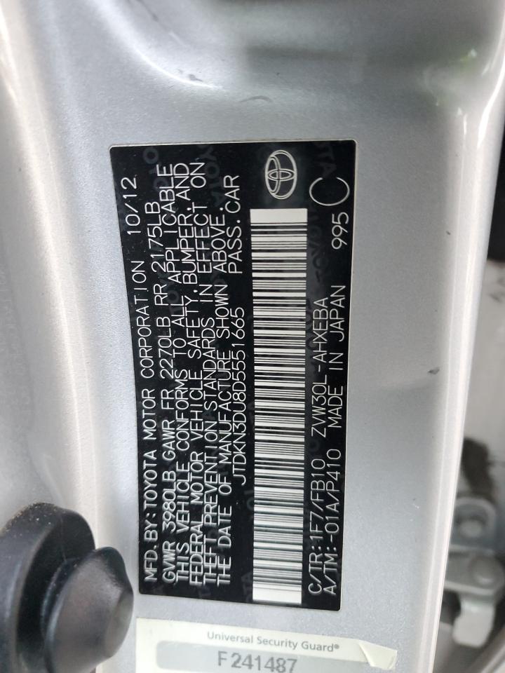 2013 Toyota Prius - Image 14