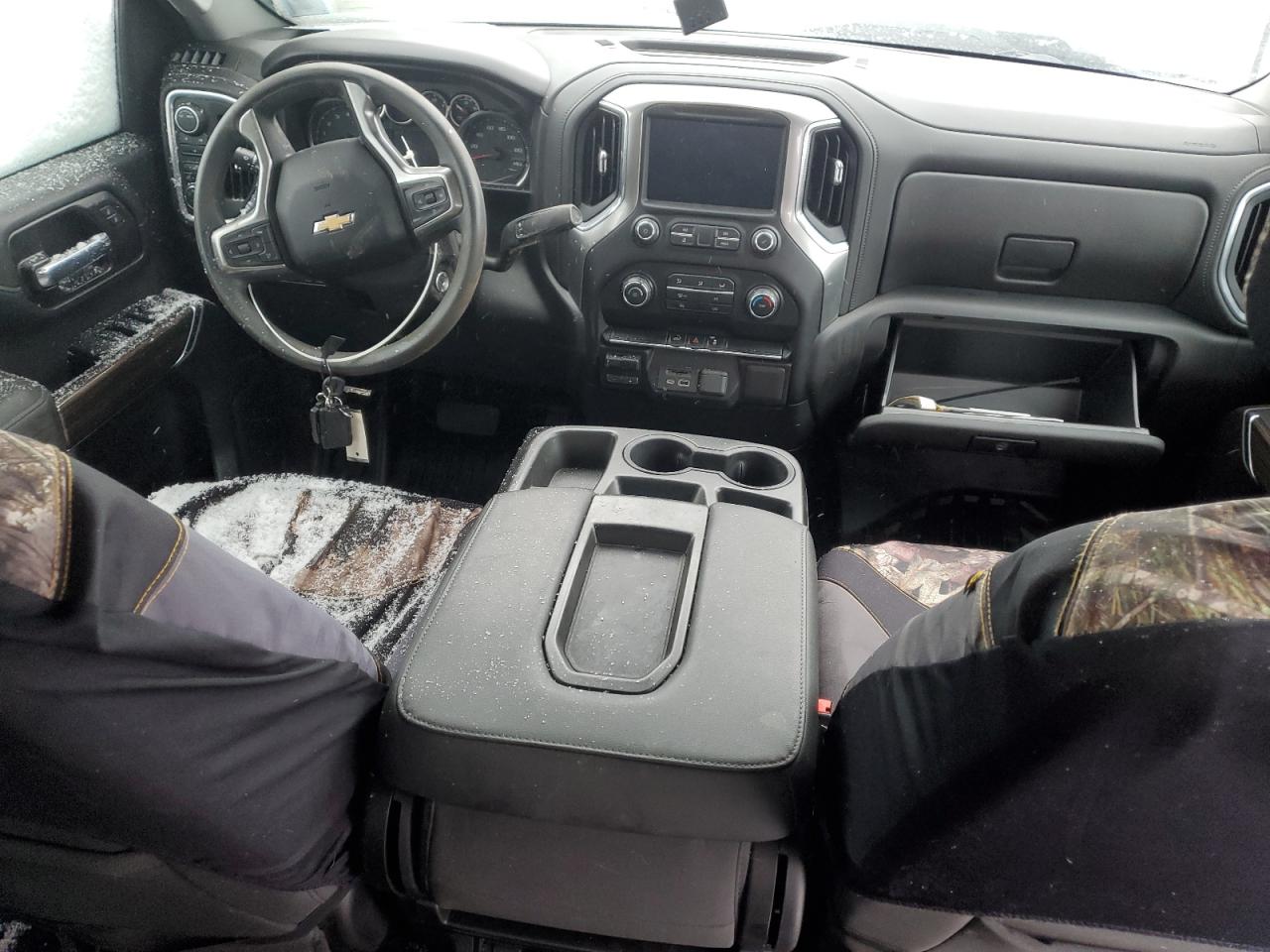 2021 Chevrolet Silverado - Image 8
