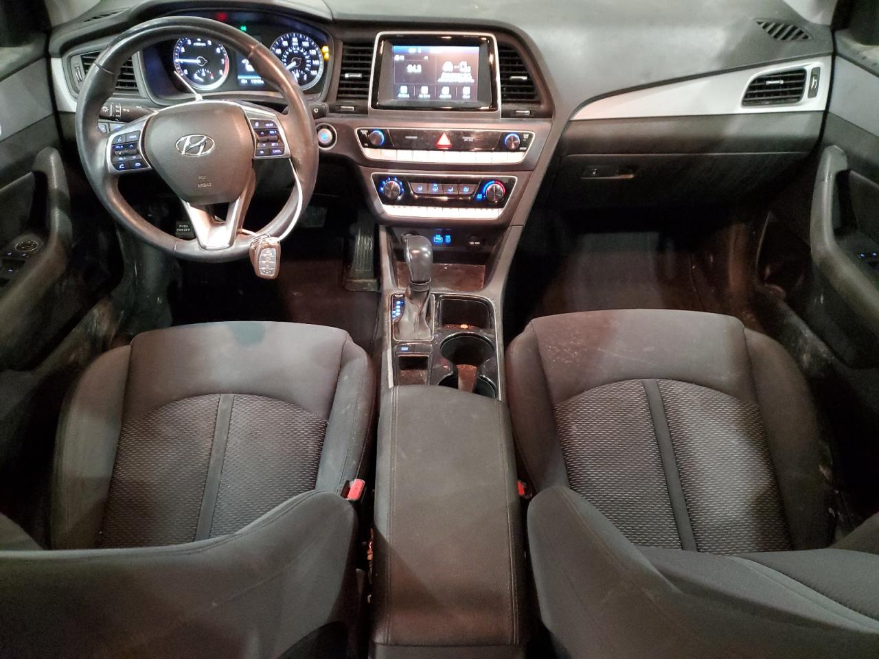 2018 Hyundai Sonata - Image 8