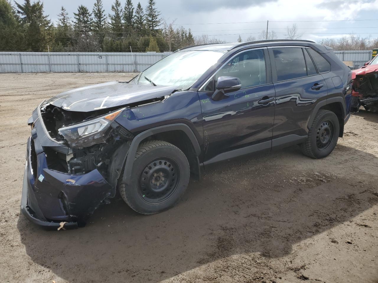2020 Toyota Rav4 Xle للبيع في Bowmanville، ON - Front End