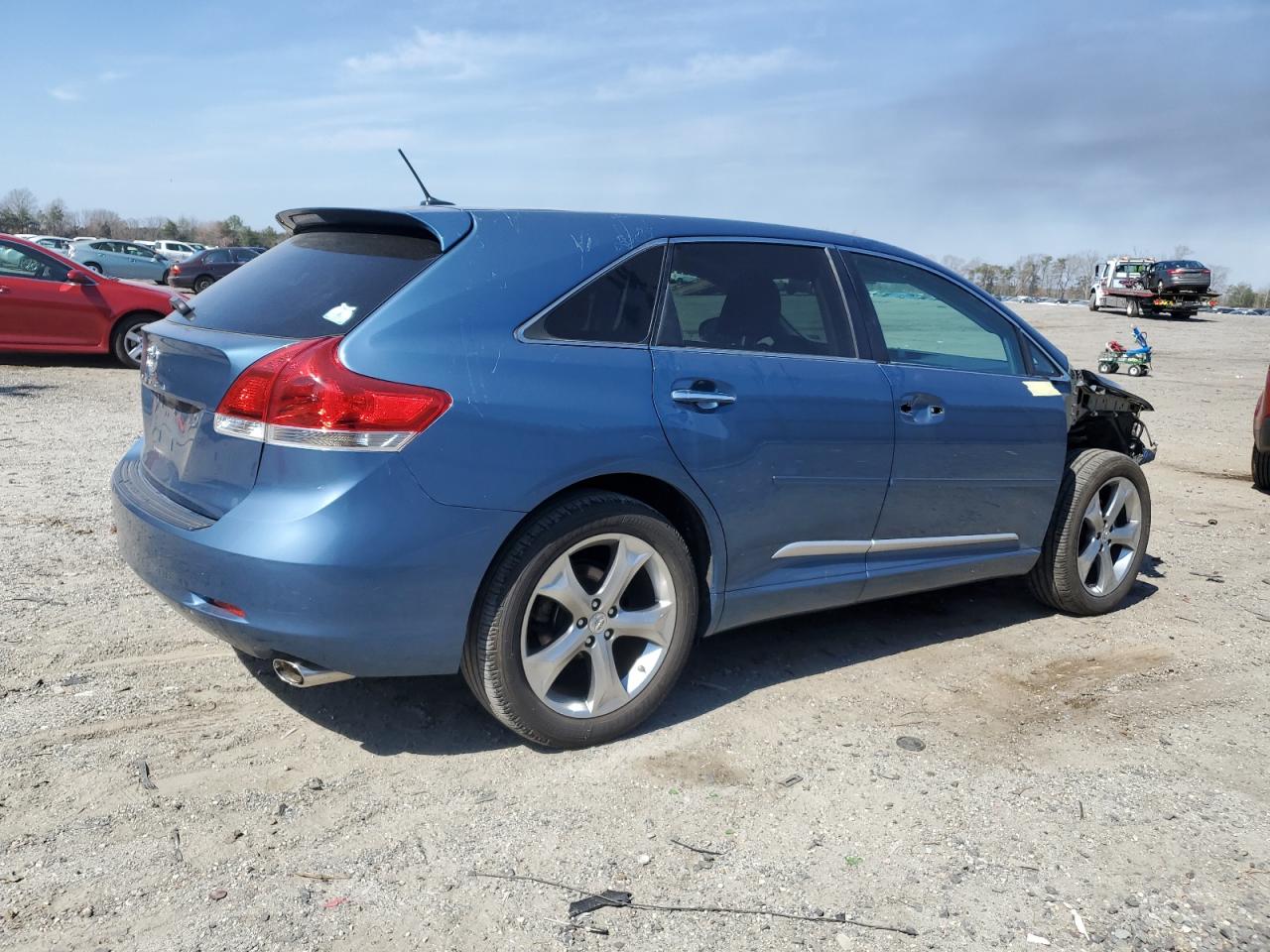 2011 Toyota Venza - Image 3