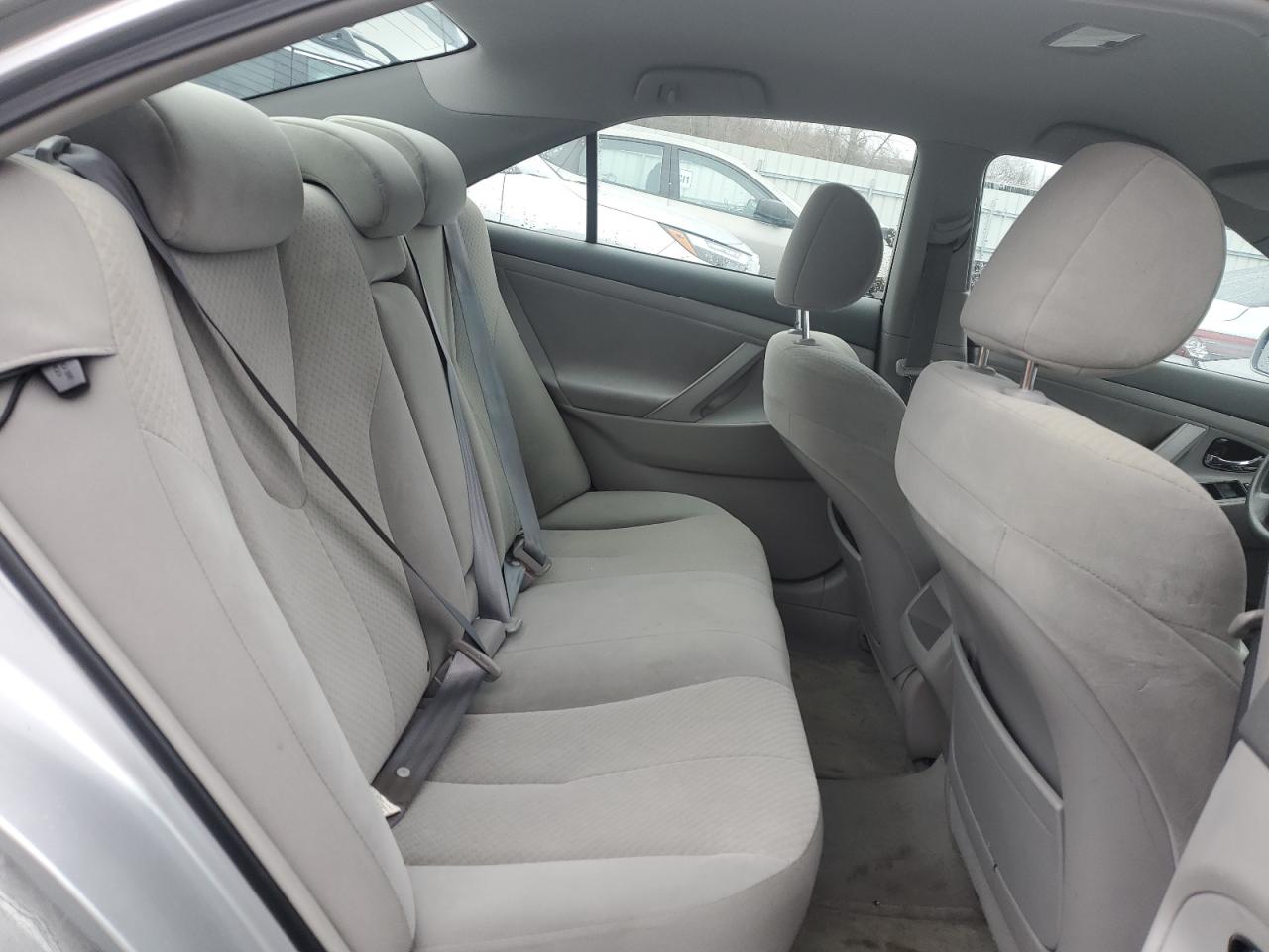 2007 Toyota Camry - Image 10