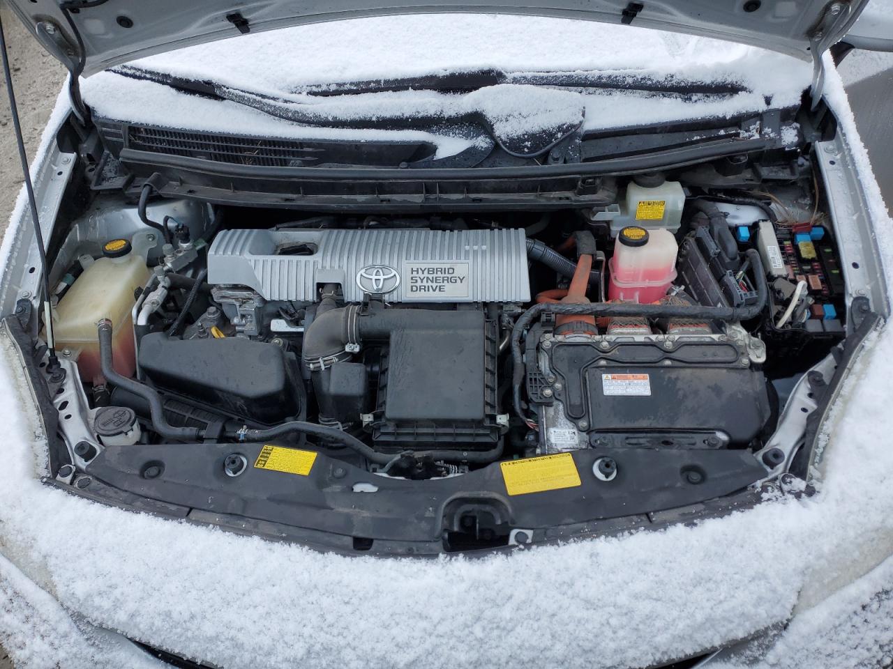 2013 Toyota Prius - Image 12