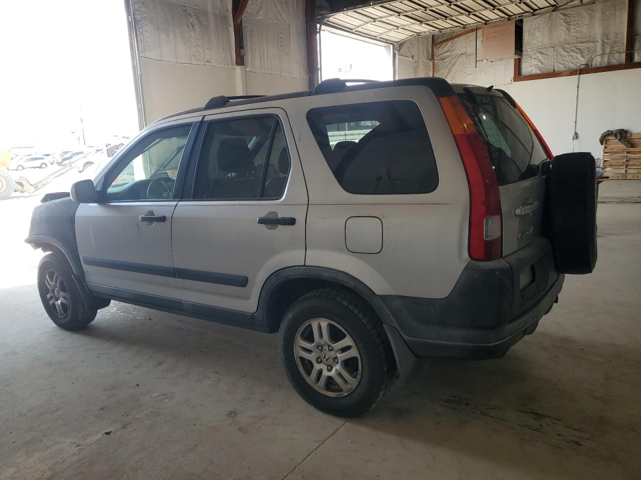 2004 Honda CR-V - Image 2