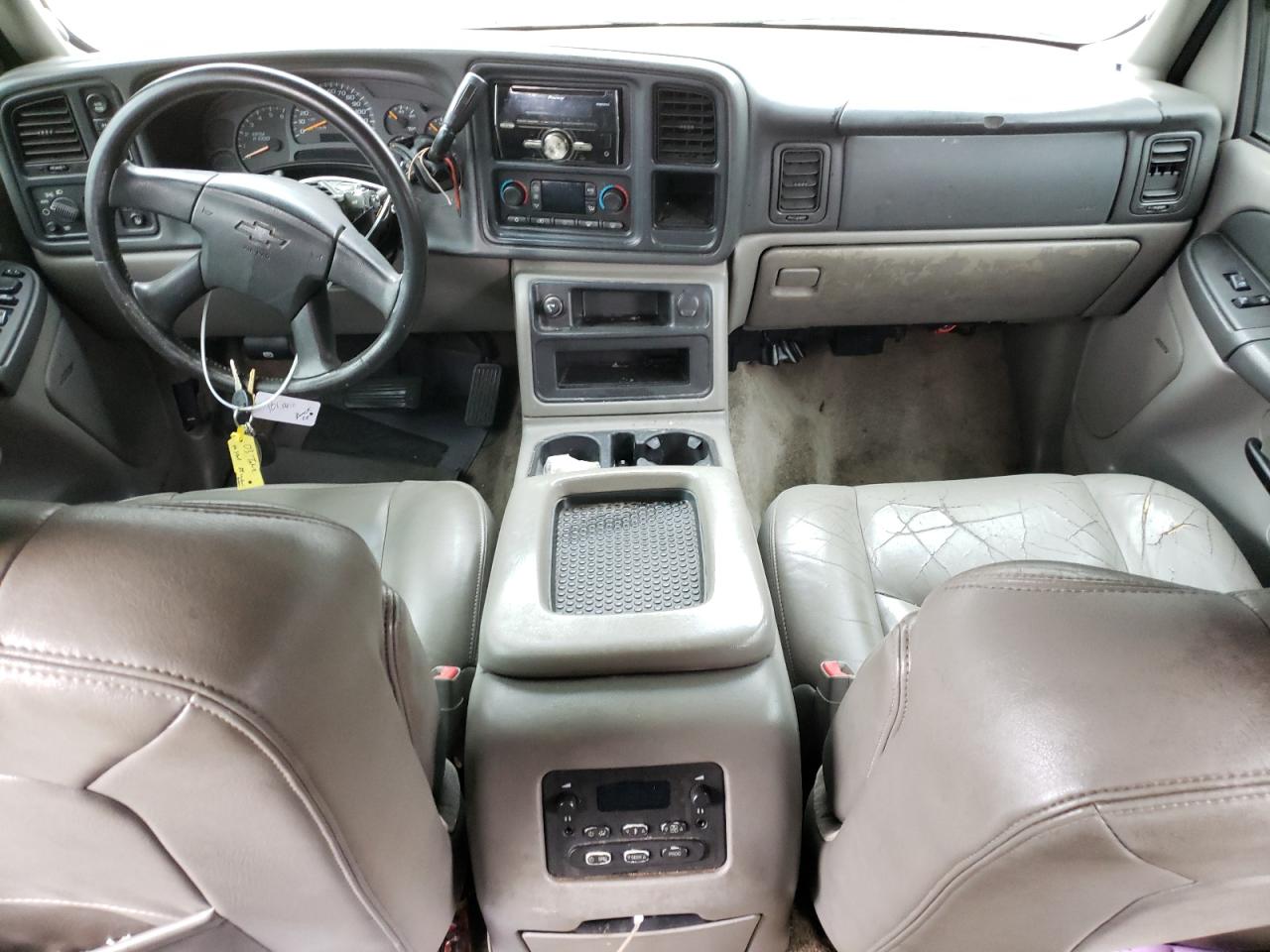 2003 Chevrolet Tahoe - Image 8