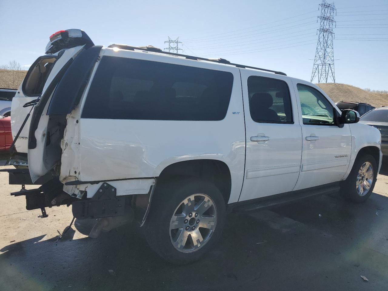 2013 GMC Yukon - Image 3