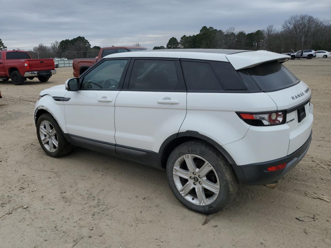2013 Land Rover Range Rover - Image 2