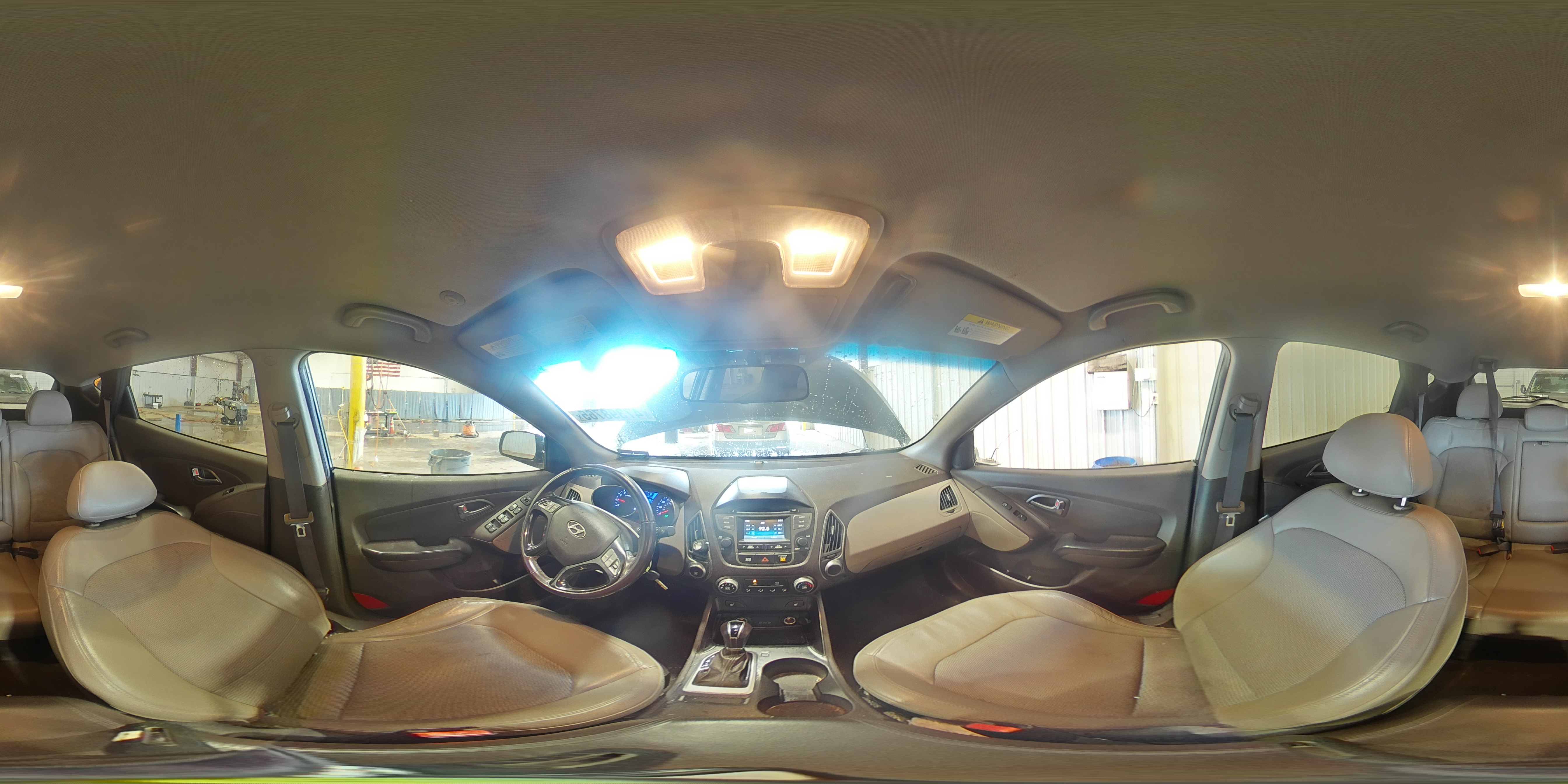 2014 Hyundai Tucson - Image 15