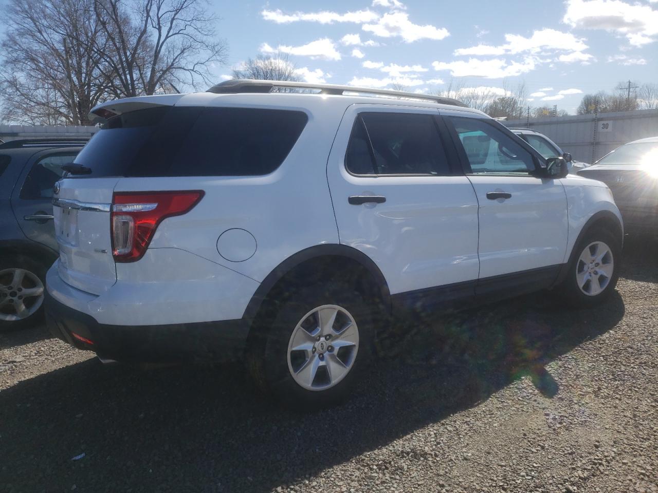2014 Ford Explorer - Image 3