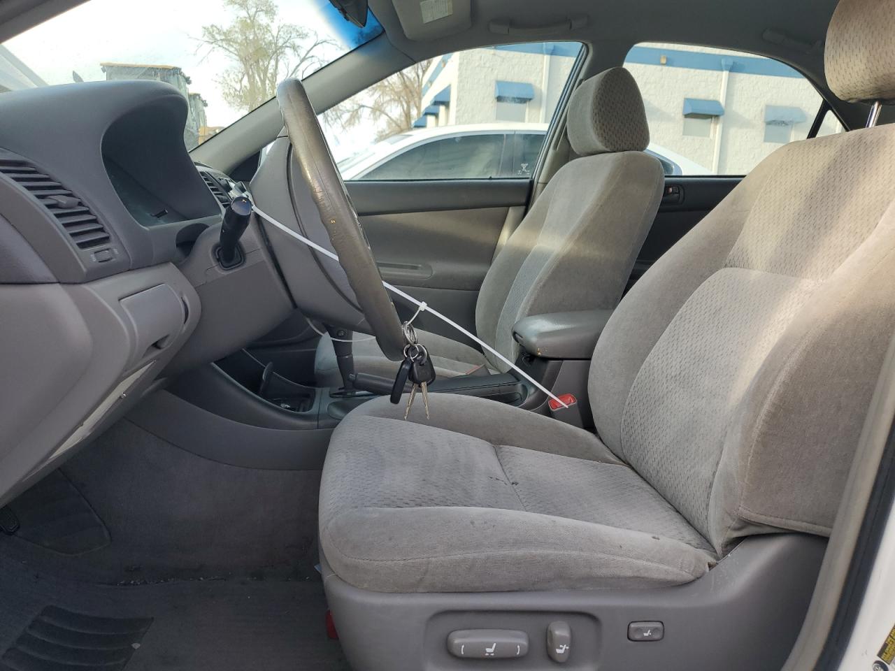 2004 Toyota Camry - Image 7