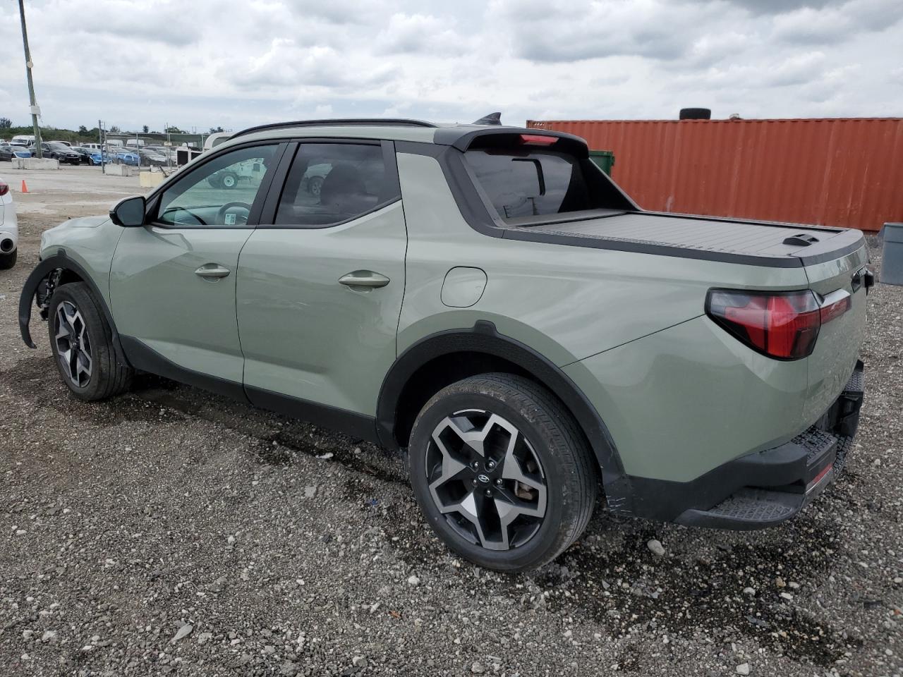 2024 Hyundai Santa Cruz - Image 2