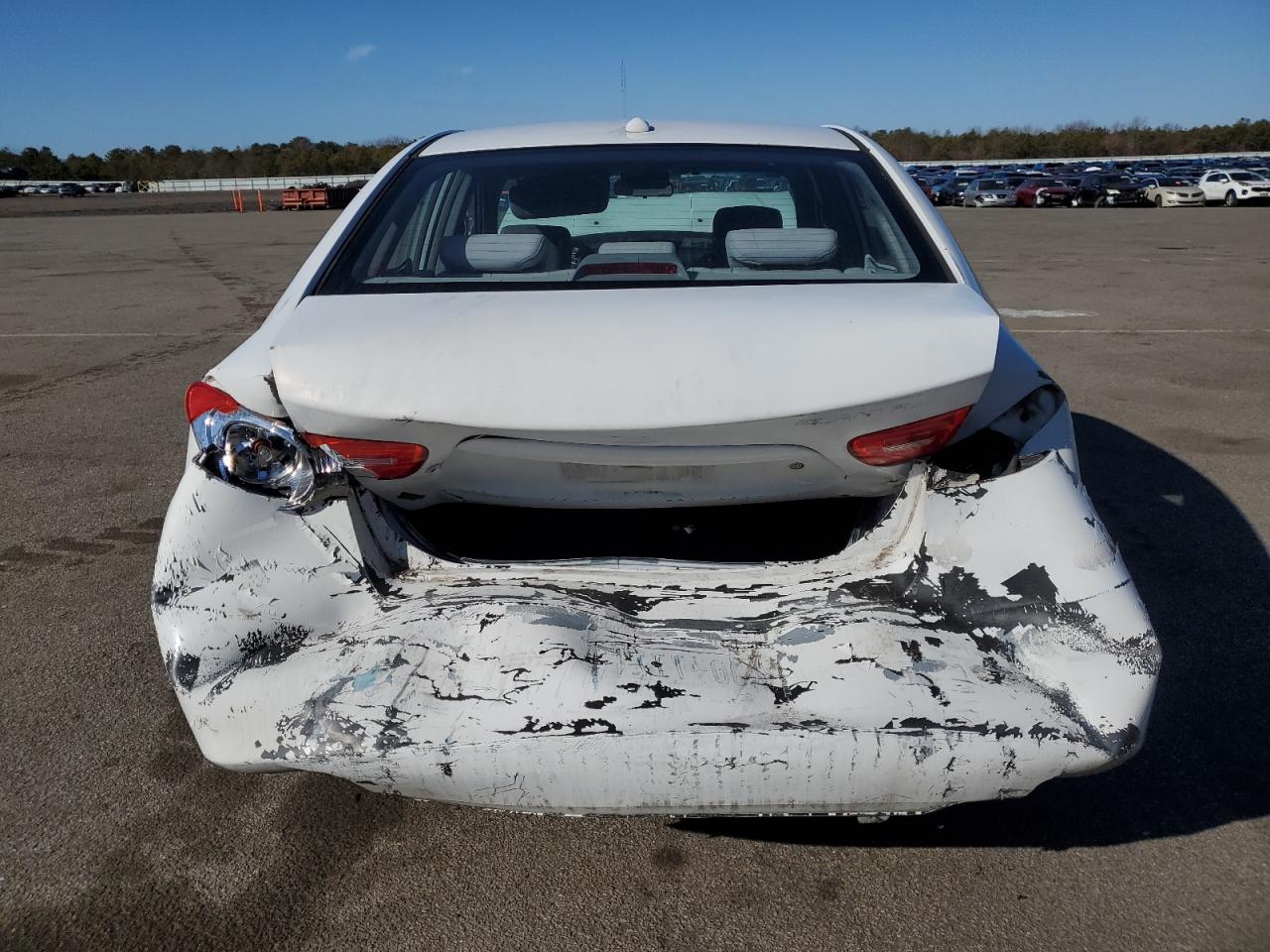 2007 Hyundai Elantra - Image 6