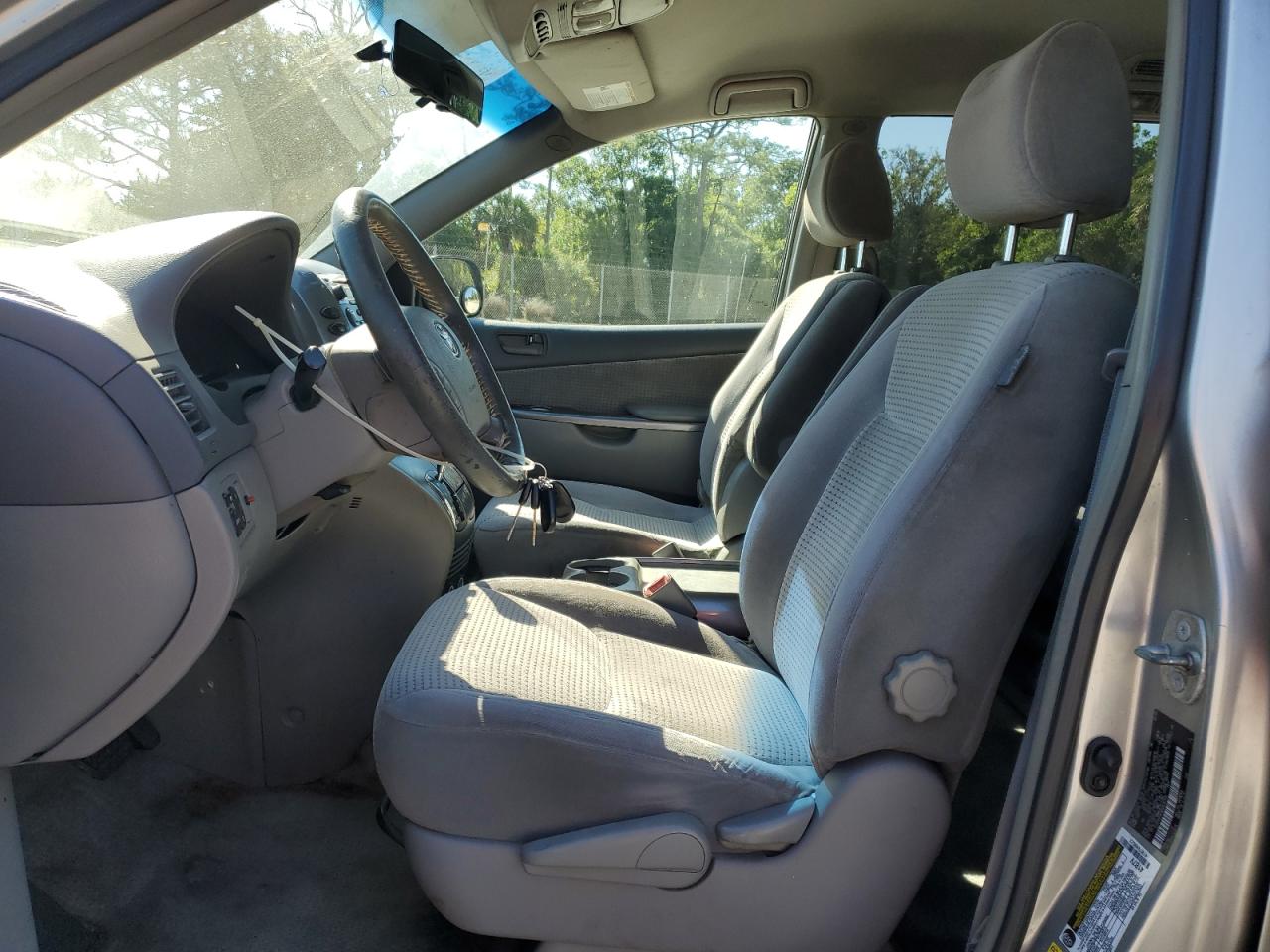 2006 Toyota Sienna - Image 7