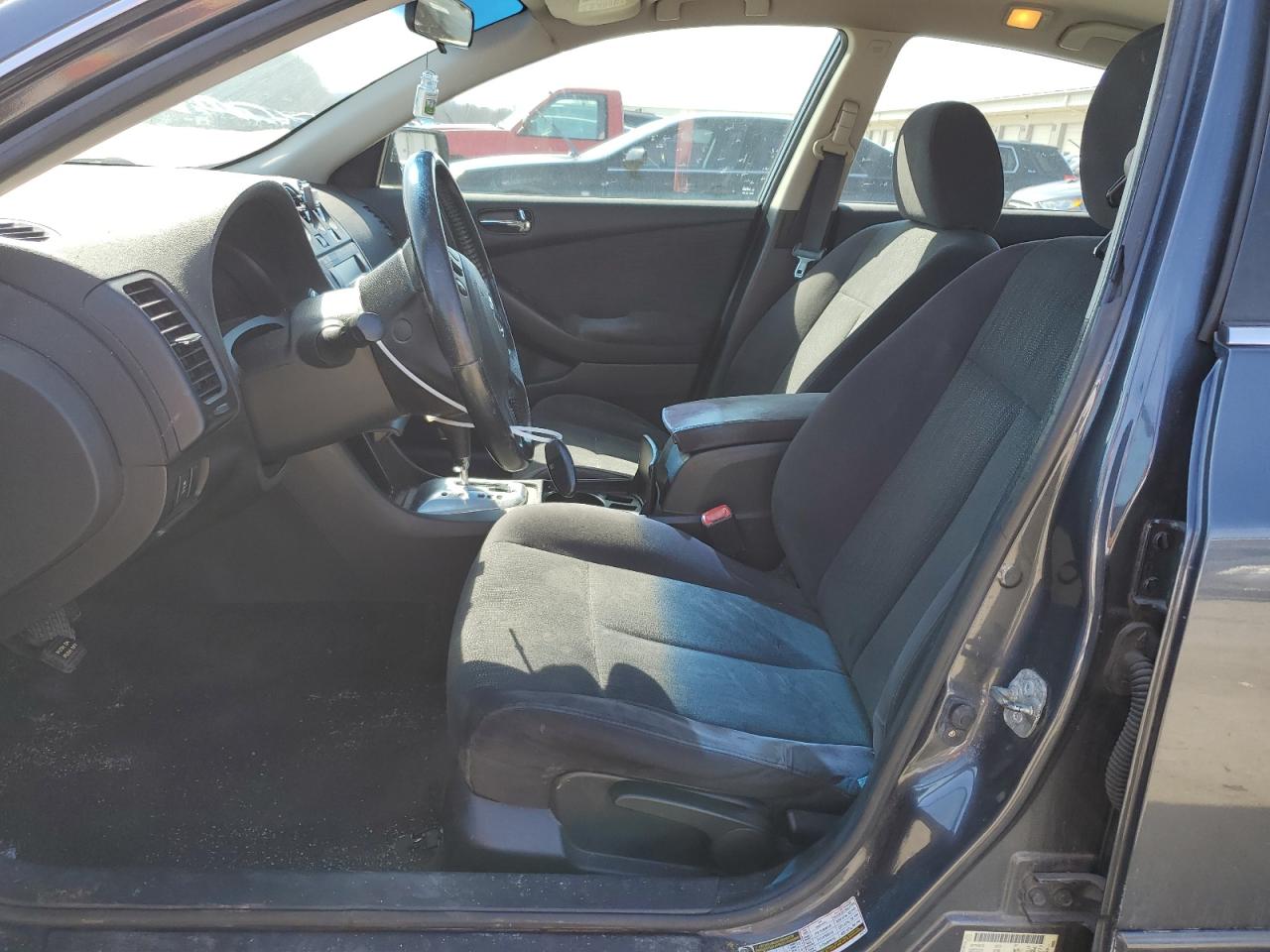 2011 Nissan Altima - Image 7