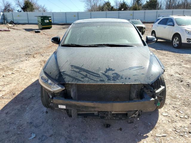  HYUNDAI ELANTRA 2017 Черный