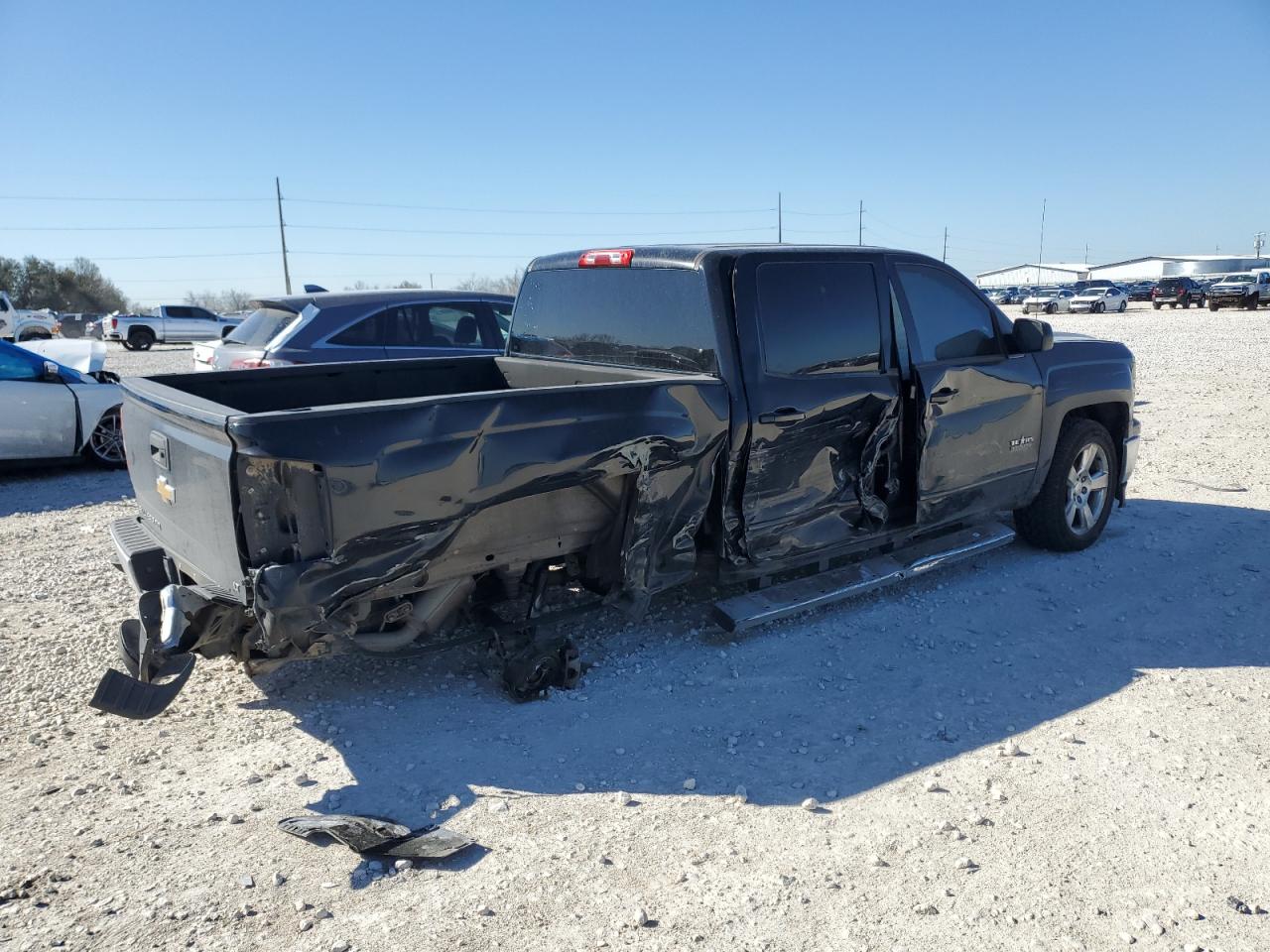 2015 Chevrolet Silverado - Image 3