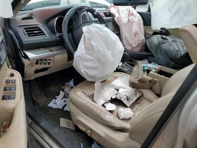 SUBARU OUTBACK 2016 Золотой