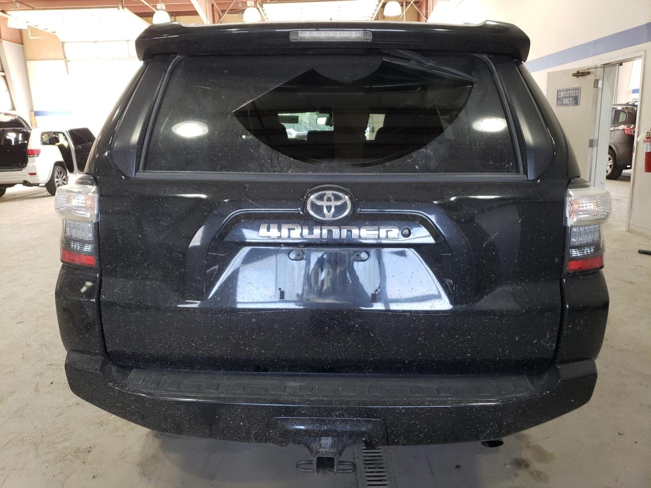 2014 Toyota 4Runner - Image 6