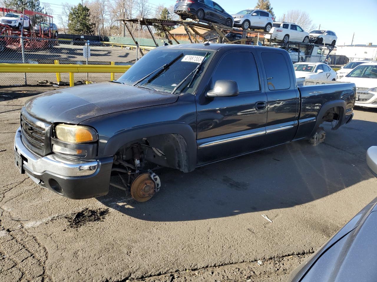 2004 GMC Sierra - Image 1