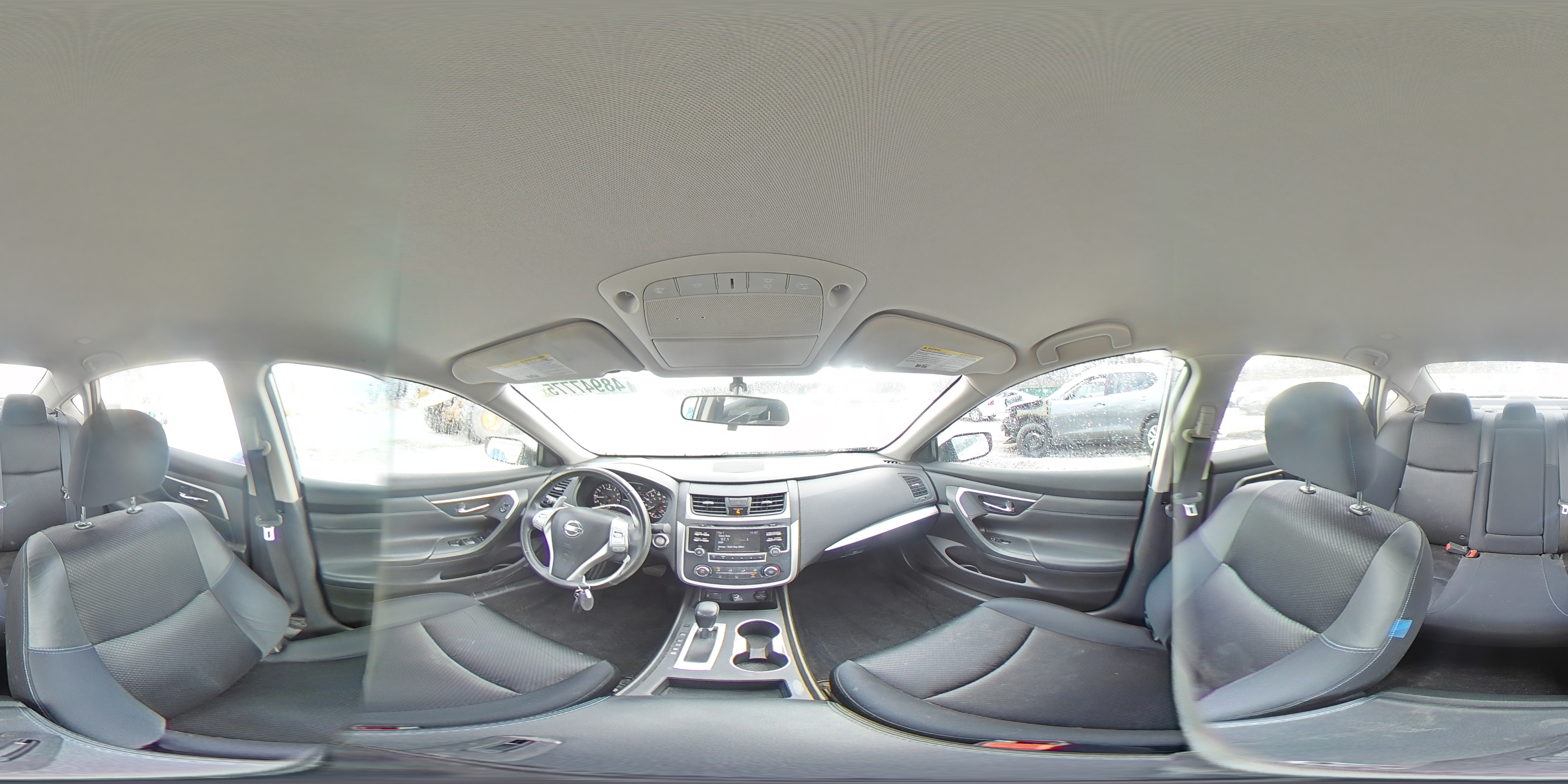 2016 Nissan Altima - Image 14