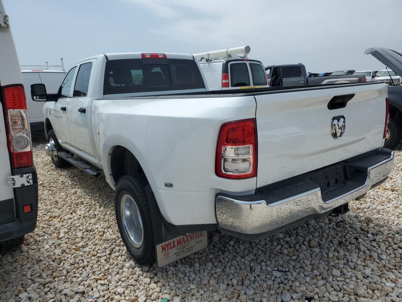 2024 Ram 3500 Tradesman white null diesel 3C63RRGL7RG312078 photo #3