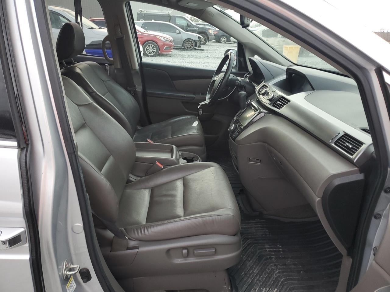 2014 Honda Odyssey - Image 7