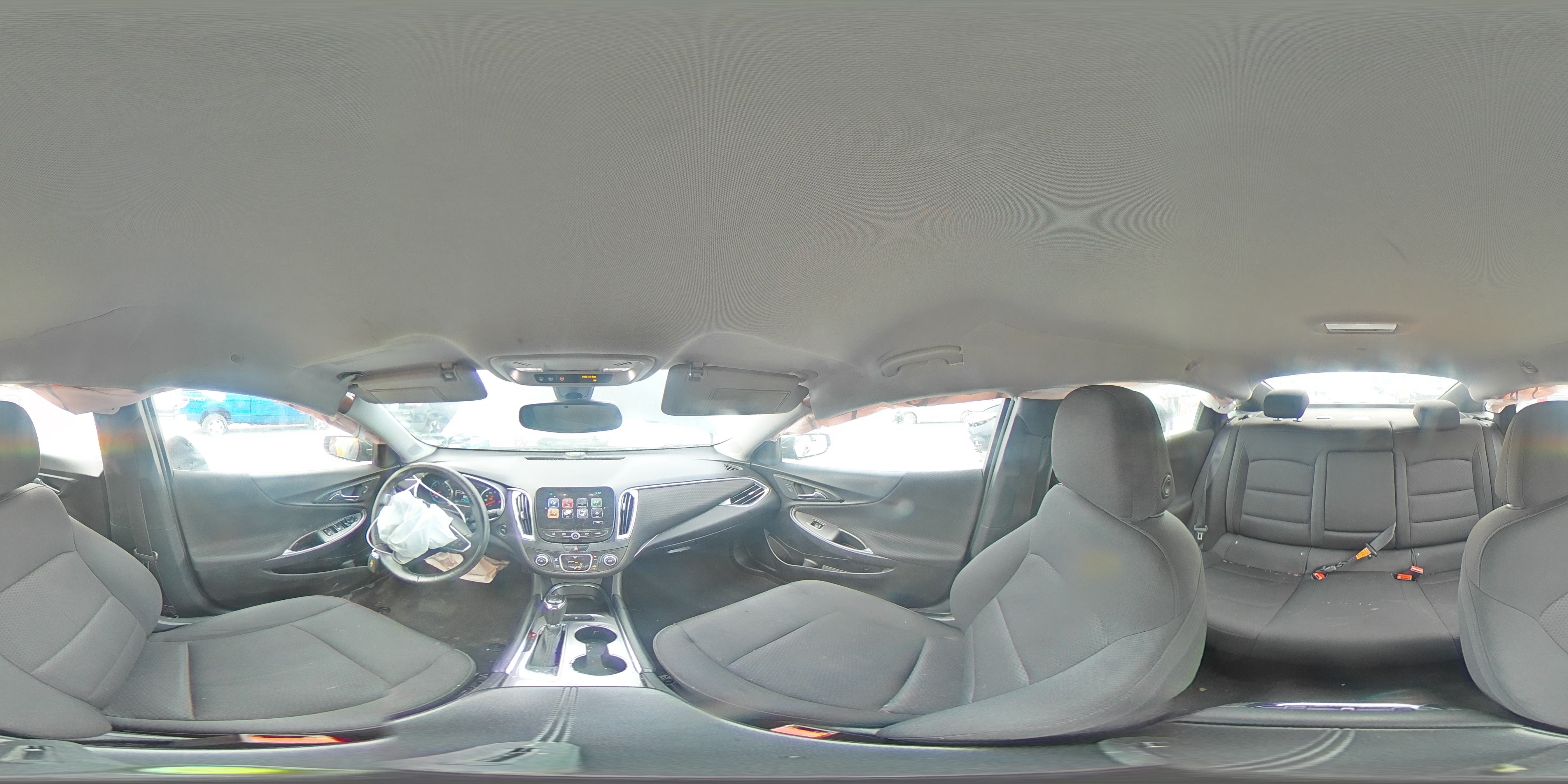 2018 Chevrolet Malibu - Image 13