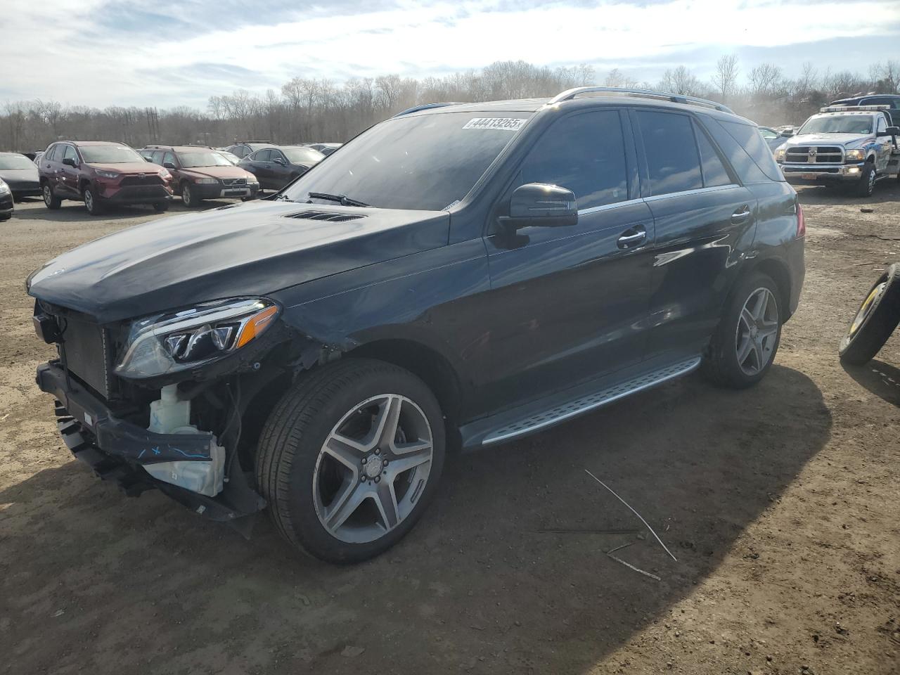 2016 Mercedes-Benz GLE - Image 1