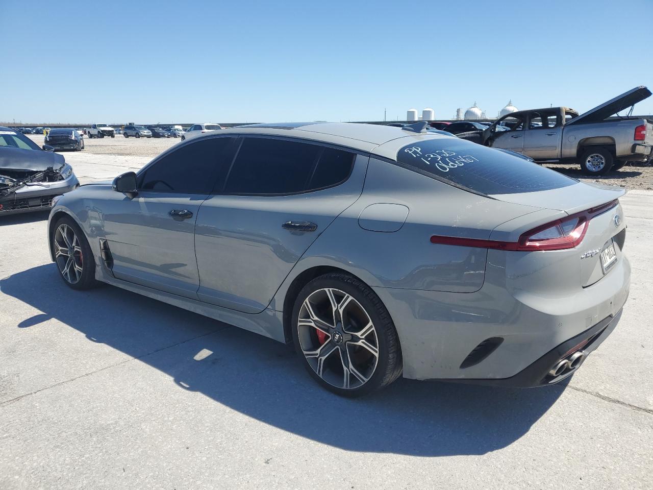 2019 Kia Stinger - Image 2