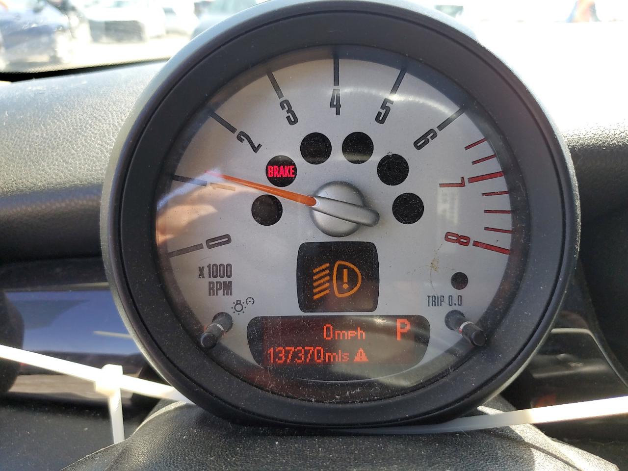 2011 MINI Cooper - Image 9