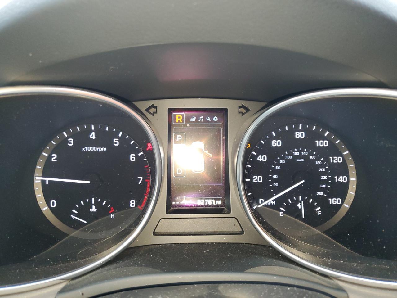 2017 Hyundai Santa Fe - Image 9