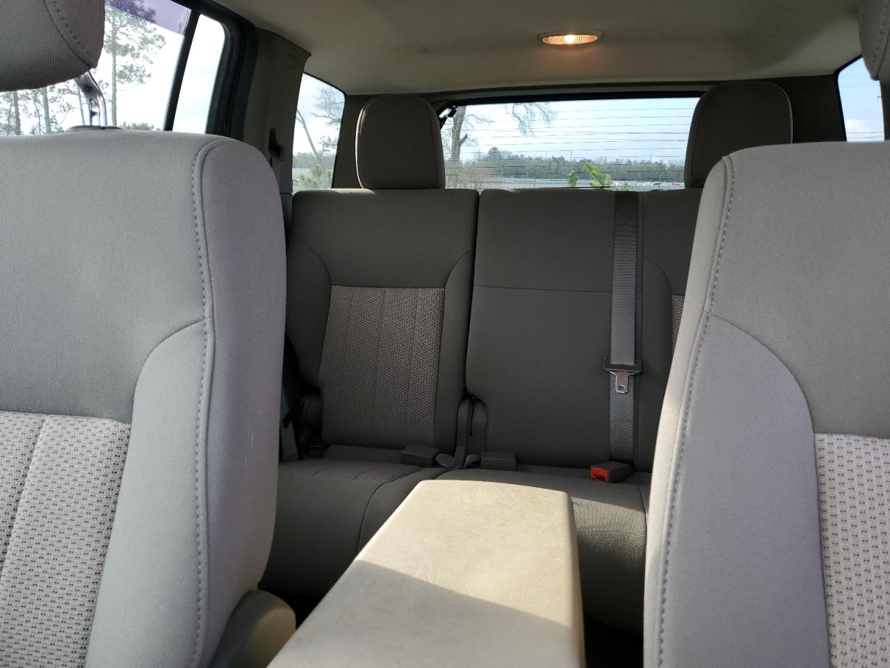 2012 Jeep Liberty (North America) - Image 10