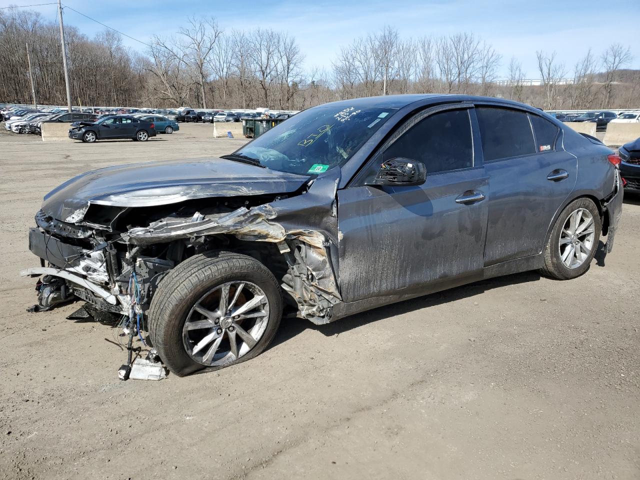 2017 Infiniti Q50 Premium იყიდება Marlboro-ში, NY - Front End