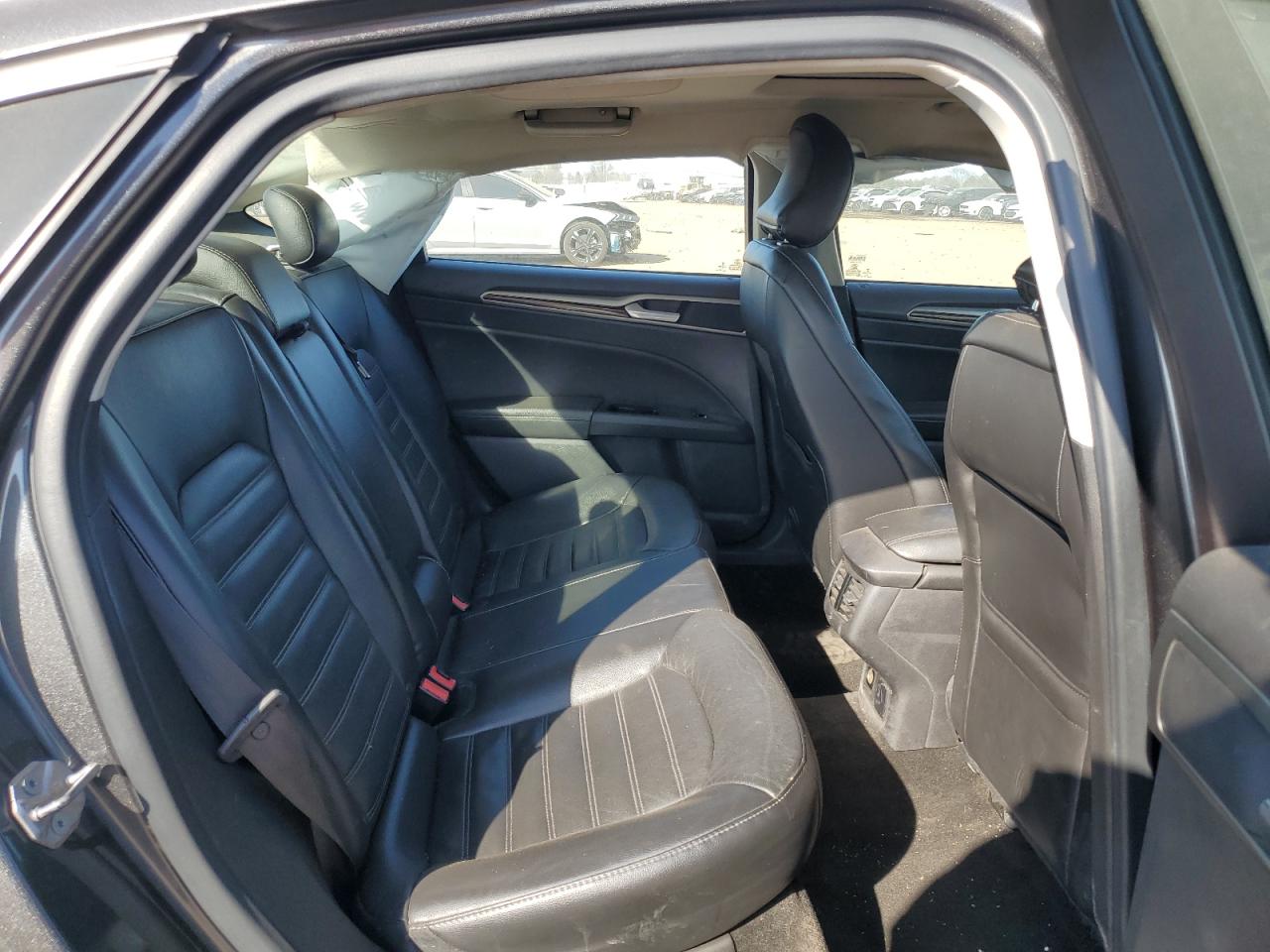 2015 Ford Fusion - Image 10