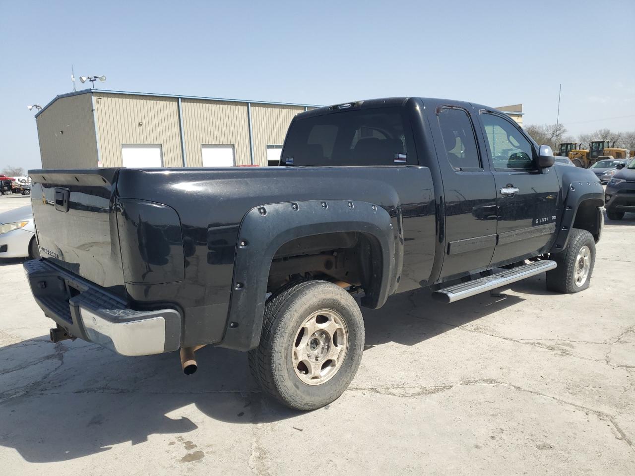 2013 Chevrolet Silverado - Image 3