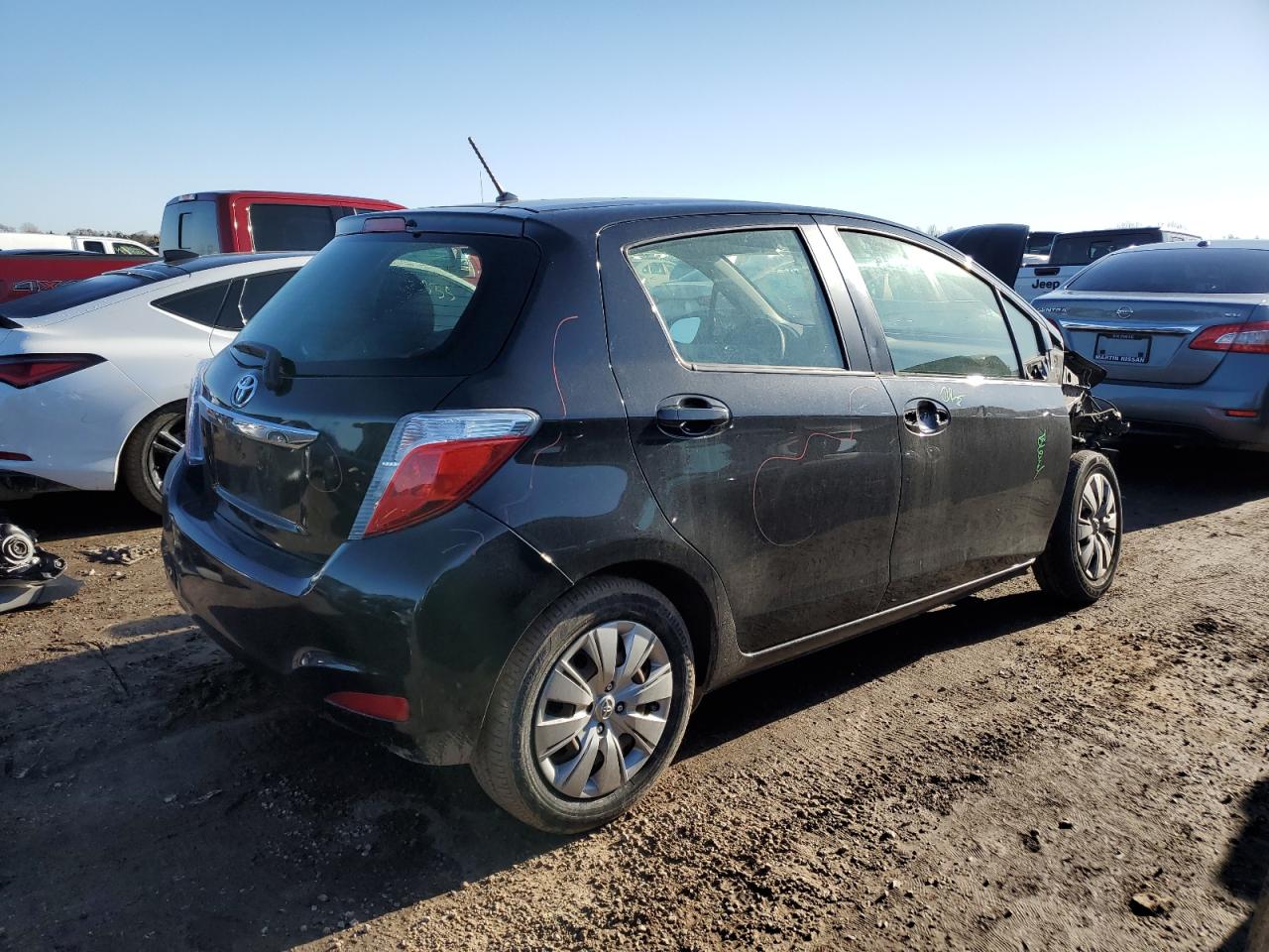 2014 Toyota Yaris - Image 3