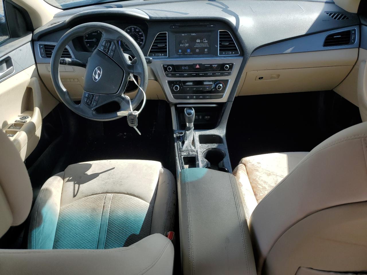 2017 Hyundai Sonata - Image 8