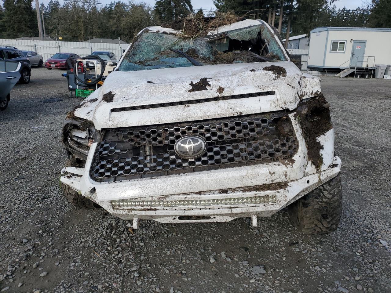2020 Toyota Tundra - Image 5