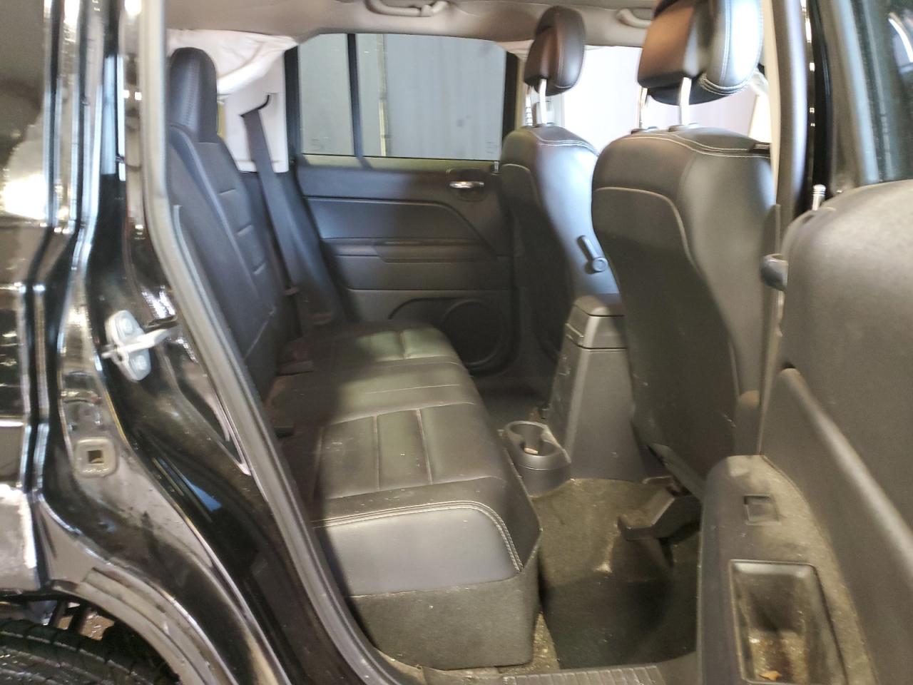 2016 Jeep Liberty (Patriot) - Image 11