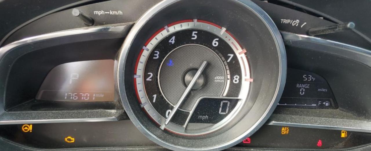 2016 Mazda 3 - Image 9