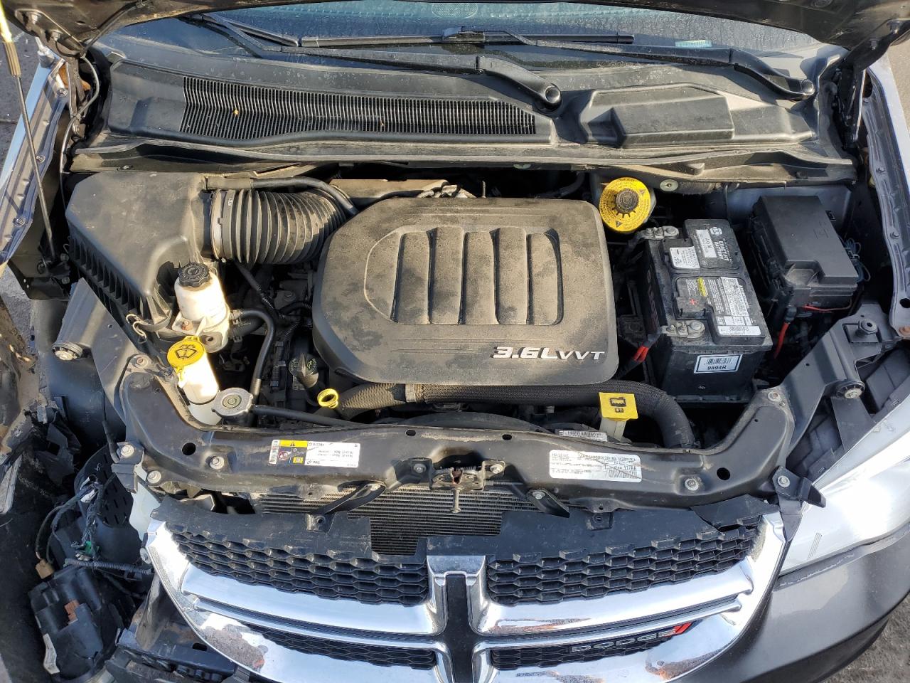 2015 Dodge Caravan - Image 12