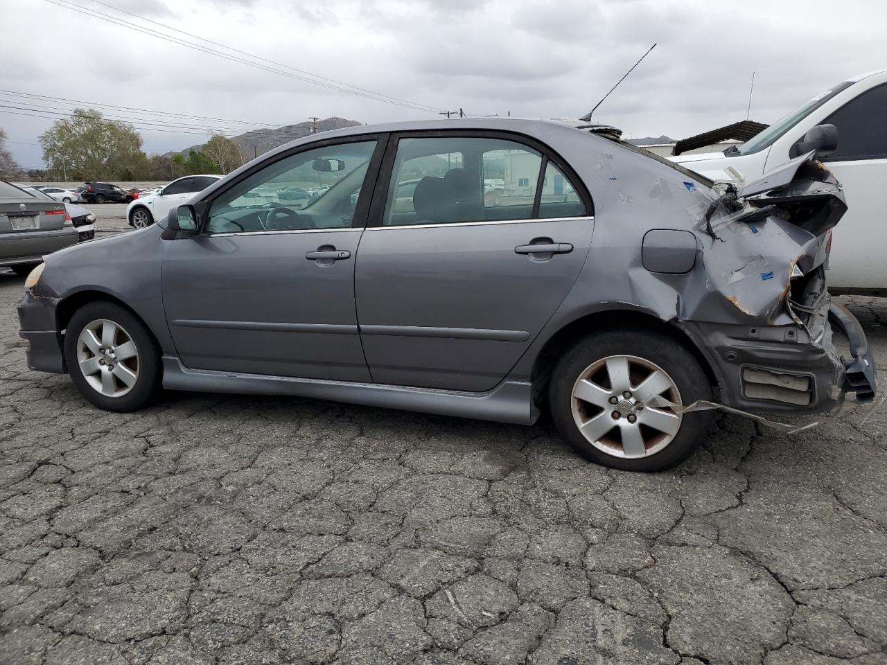2005 Toyota Corolla - Image 2