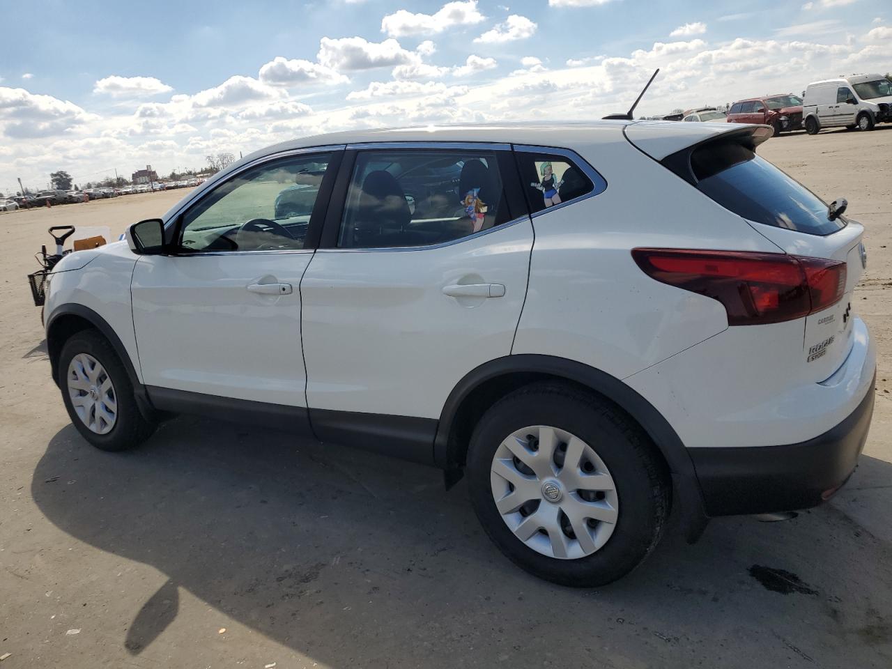 JN1BJ1CR5HW106932 NISSAN ROGUE 2017