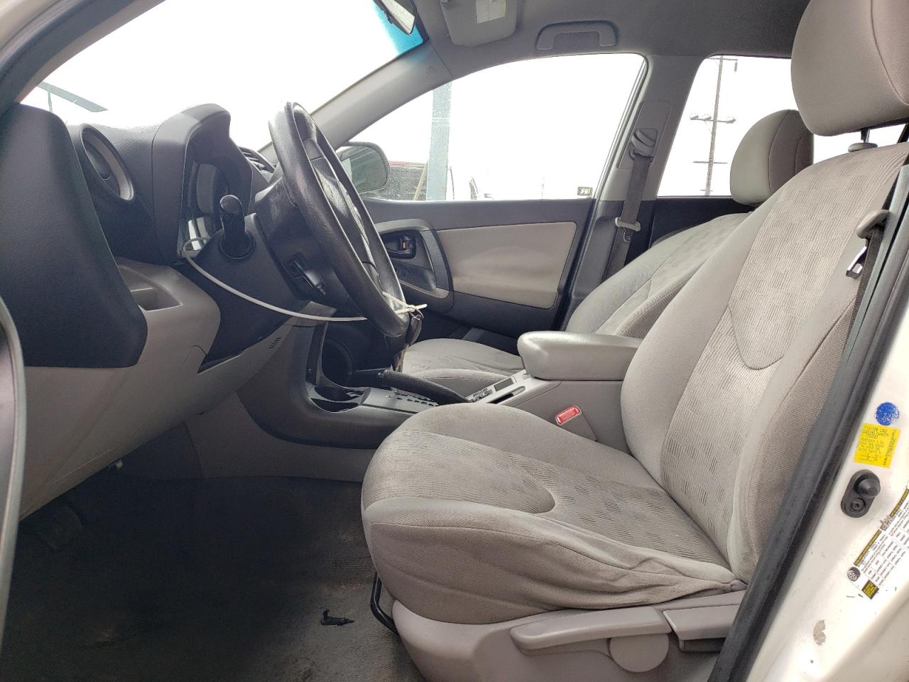 2011 Toyota RAV 4 - Image 7